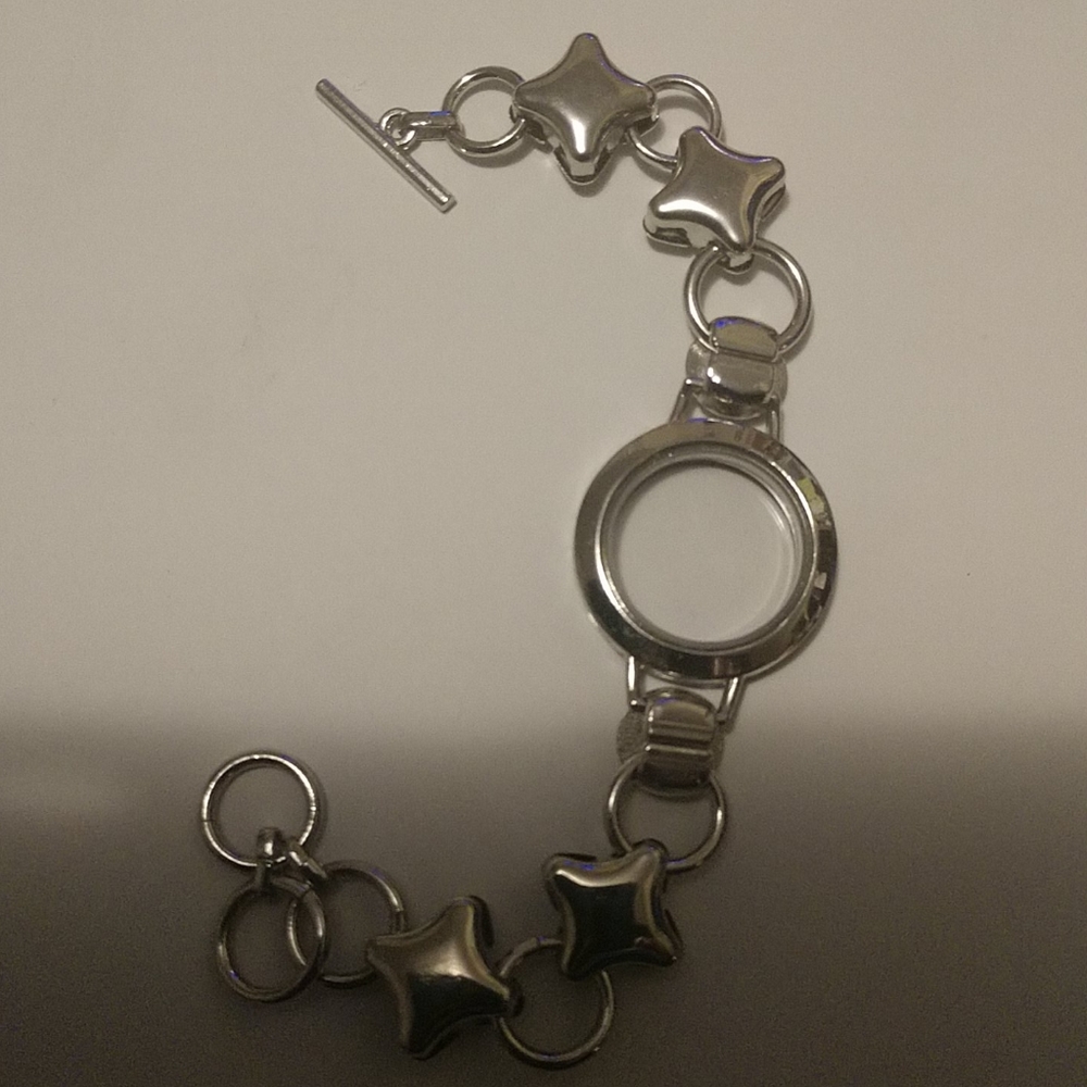 New Locket Charm Bracelet - Picture 5 of 5